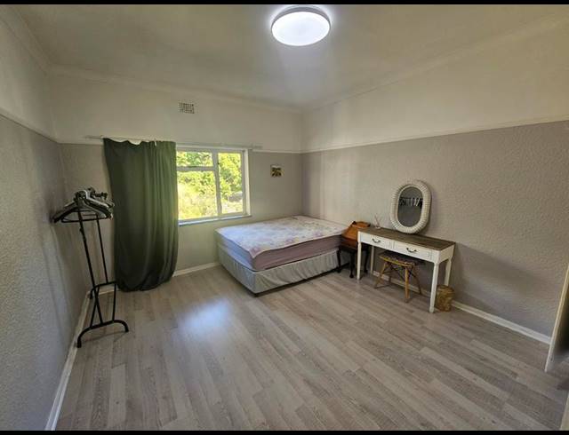 2 BEDROOM PROPERTY TO RENT IN RONDEBOSCH